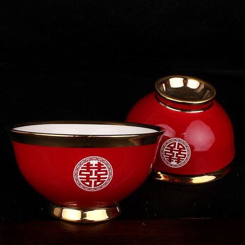 婚庆用品结婚陪嫁全红囍碗高脚红碗一对大金边雕刻喜碗酒红陶瓷碗 - 图0