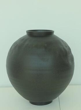 中式侘寂风覆古黑色粗陶陶罐客厅陶瓷花瓶摆件酒店博古架软装饰品