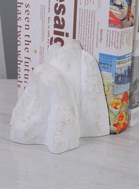 现代简约黑白创工艺合品摆件成树脂山峰书意档桌面书本整山峰书档