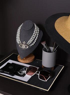 约简展现代样板间IVI衣帽间女士衣柜衣服摆家件居软装厅摆设