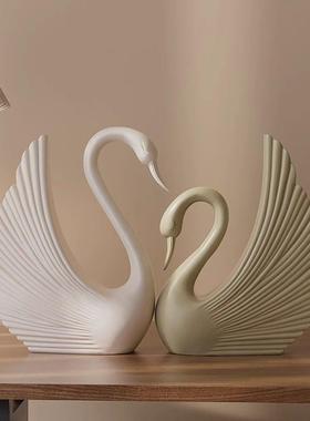高级感设计师艺术天鹅摆件姹寂风客厅玄关电视柜复古摆设软装装饰