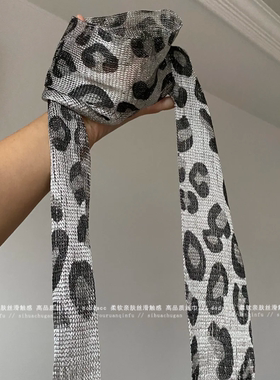 柔软亲肤丝滑触感高品质丝巾