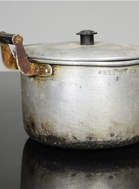 老旧钢精锅旧双耳铝锅烧水壶烫酒壶多层饭叠盒餐具复影视拍摄道具