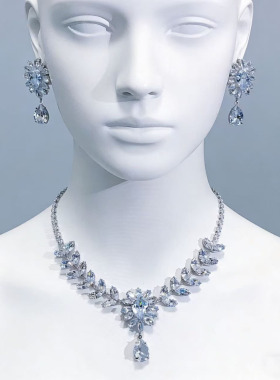 高级感雪花锆石项链耳环套装小众设计晚宴新娘礼服首饰锁骨链