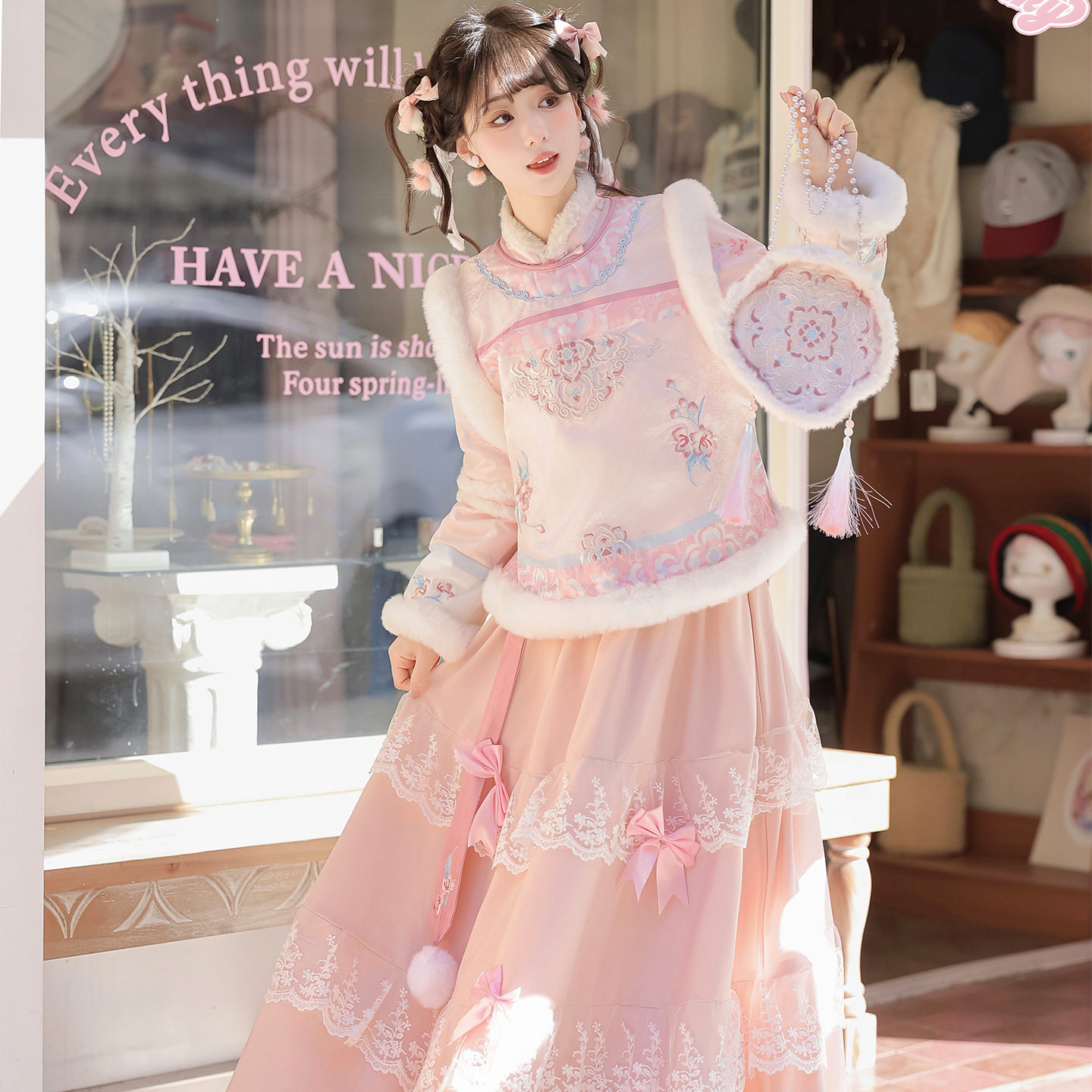 正版授权原创【粉桃桃】新中式改良汉服冬季加绒马甲蛋糕裙套装,淘宝优惠券,粉丝福利购,淘宝优惠卷