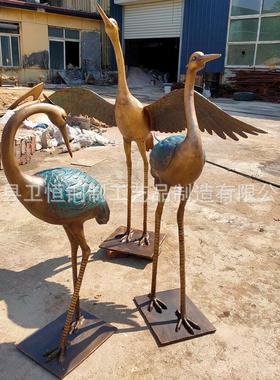 大型铸铜仙鹤动物雕塑酒店公司广场水景铜雕铸铜鹤蹬龟动物摆件