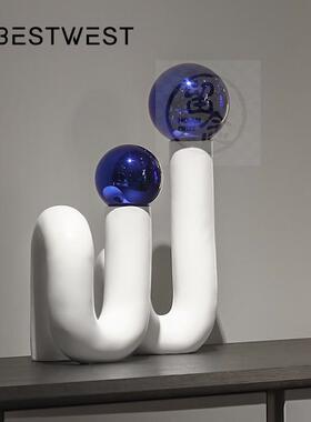 。Modern simple curved resin metal ball ornaments soft decor