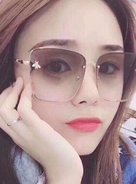 Luxury Sunglasses for Women Men Retro Metal Grandient Shades