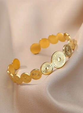 Stainless Steel Bangles Bracelet for Women Luxury Gold Plate