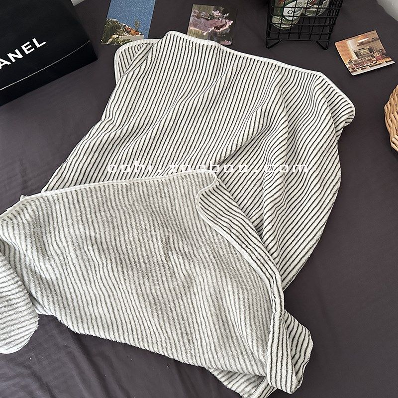 竹炭灰细纤维条纹浴巾~珊瑚绒迅速吸水洗澡巾柔软舒适毛巾男女,淘宝优惠券,粉丝福利购,淘宝优惠卷