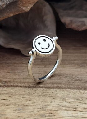 Double-faced Smiley Sad Face Rotatable Rings  nd Anxiety Rin