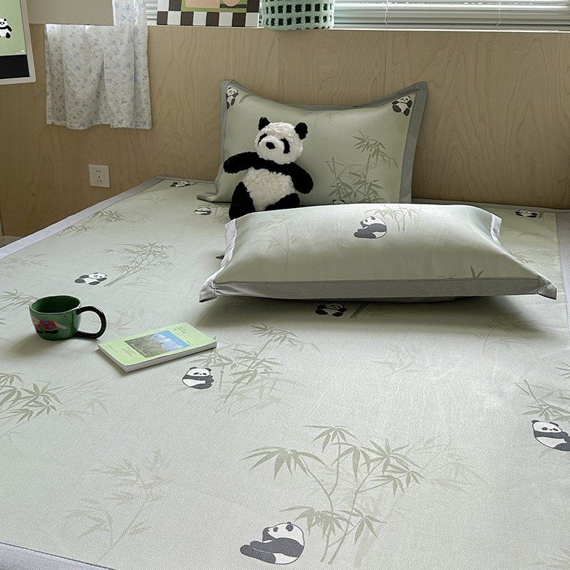 月光巴士国风竹子熊猫凉感冰丝凉席三件1.5米1.8空调席子可机洗,淘宝优惠券,粉丝福利购,淘宝优惠卷