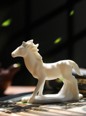 陶瓷生肖马动物小摆件 家居桌面小白马微景观鱼缸造景装饰工艺品