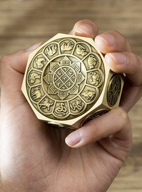 小铜记黄铜龙年八面转钱手把件八方来财赚钱解压魔方铜摆件工艺品