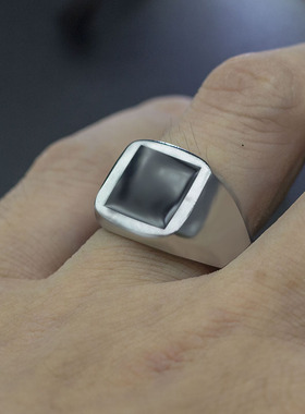 Fashion Simple Style Black Square Ring Classic Ring Wedding