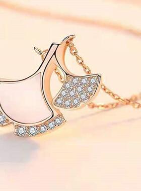 Fanshaped Necklace Womens Clavicle Chain Light Luxury Design