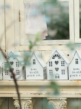 众擎杂货铁皮房子白色小房子 联排别墅 两个一组