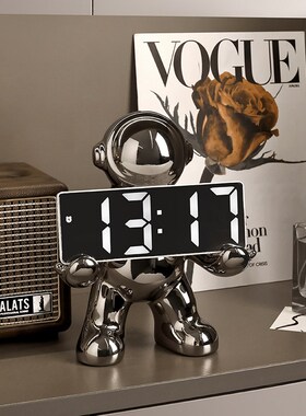创意宇航员数字时钟闹钟摆件客厅酒柜玄关电视柜电子台钟装饰品