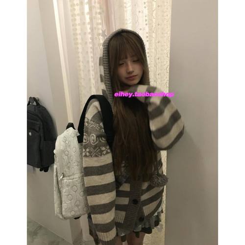 eihey诶嘿25秋季新款日系条纹连帽针织衫毛衣纽扣开衫休闲外套女 - 图2