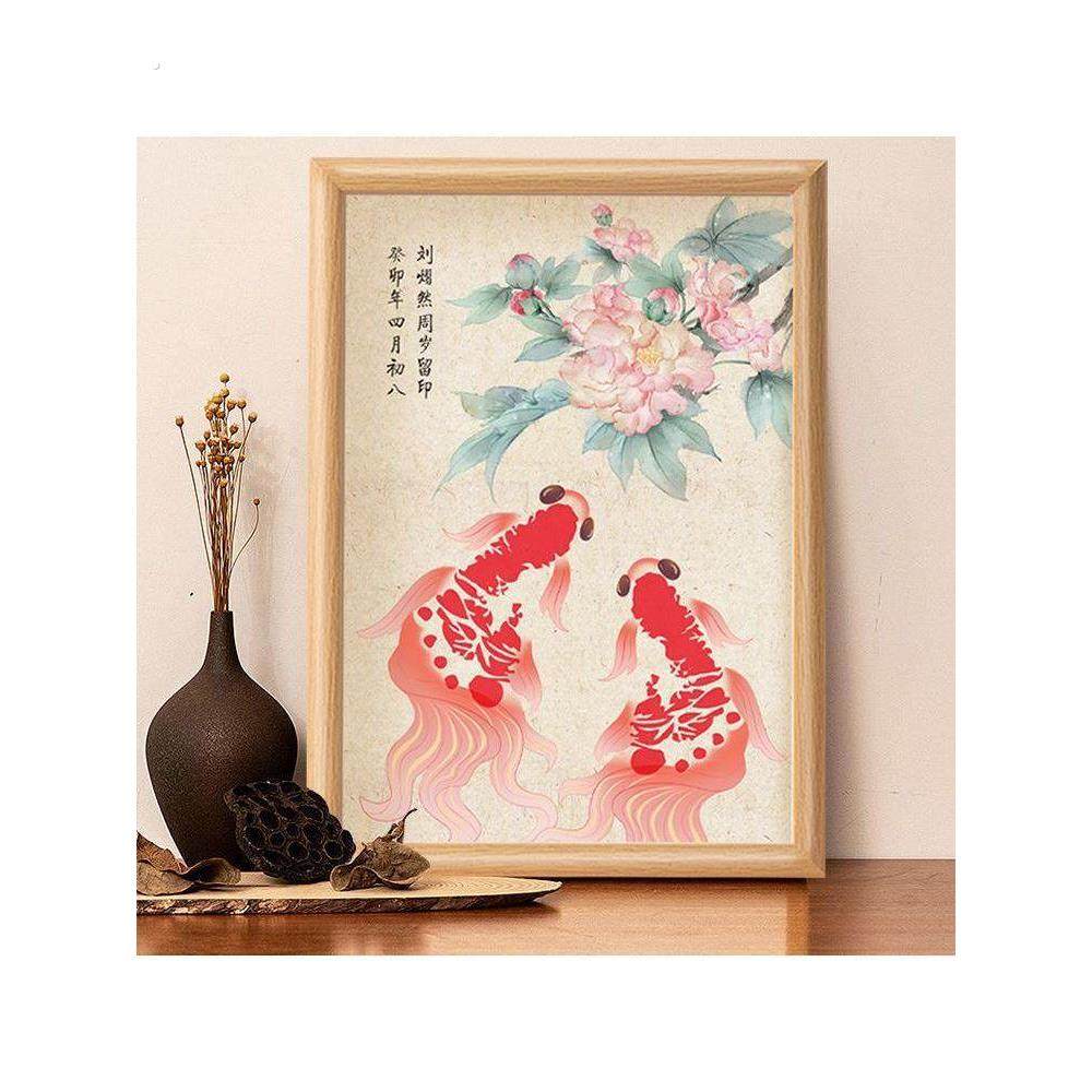 宝宝周岁手足印百天满月手脚印相框新款锦鲤印泥字画摆台礼物纪念,淘宝优惠券,粉丝福利购,淘宝优惠卷