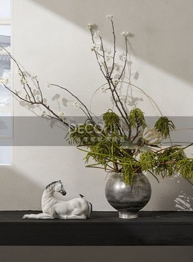 邸高家居 样板间新中式玄关《物语》马摆件 实景花器花艺装饰搭配
