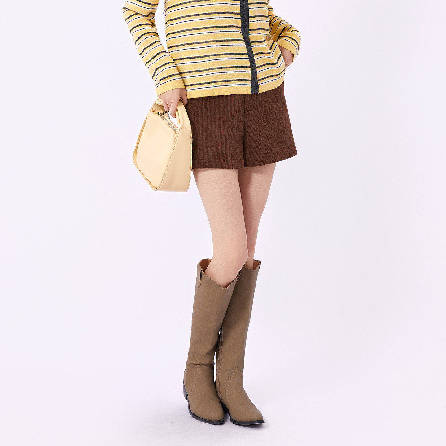 艾蜜丰2026春装休闲短裤子直筒修身型高腰复古灯芯绒条纹女装,淘宝优惠券,粉丝福利购,淘宝优惠卷