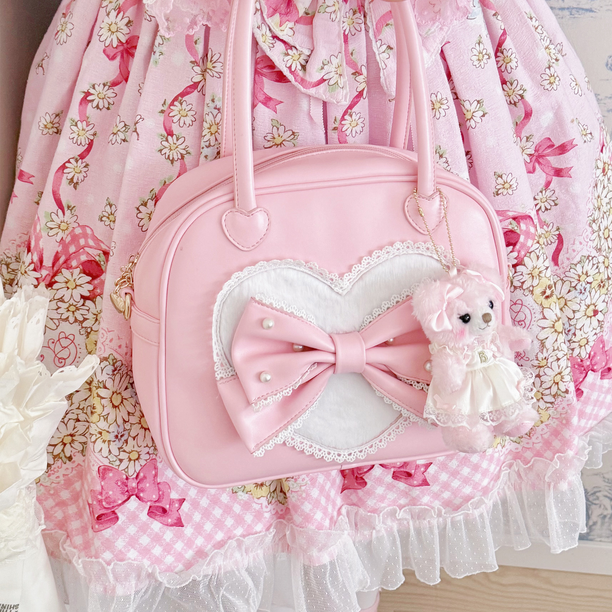 【现货】爱心波士顿lollita手提包原创设计可爱蝴蝶结花边甜娘包,淘宝优惠券,粉丝福利购,淘宝优惠卷