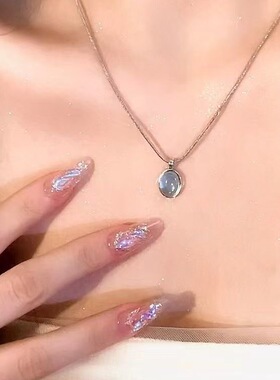 小众月光设计银项链配椭圆蓝宝