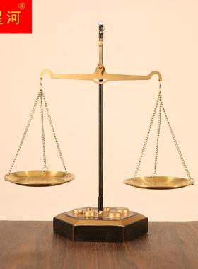 欧式复艺怀关旧老式手工橱铁古天平工艺秤玄窗装饰意品12402创桌