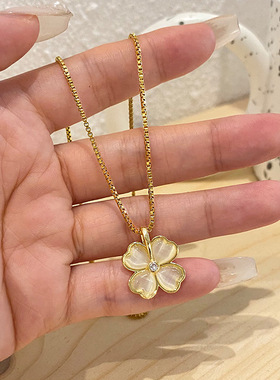 幸运四叶草项链女镀金猫眼精致花瓣锁骨链简约气质女新款颈链