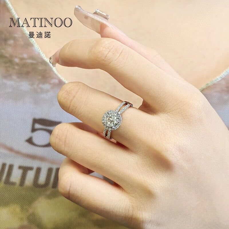 Chateau Mandino cultured diamond ring