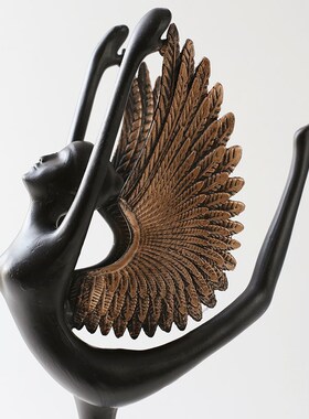 复古舞蹈造型芭蕾女孩天使雕塑人物艺术摆件样板间轻奢家居工艺品