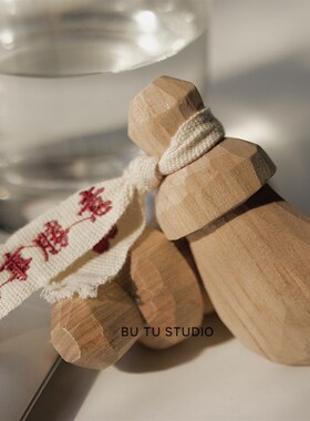 不土/奶凶的桃木剑 挂件手工雕刻生日礼物祝福寓意饰品摆件小肥刀