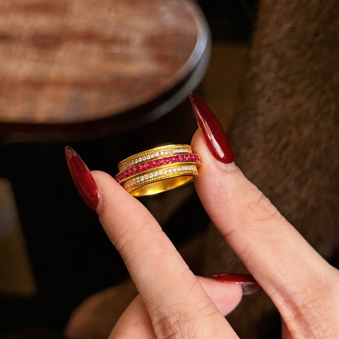 Queyunlai's ancient method of dotting diamonds and turning gold ring pure gold 999 hourly turning ring is simple and fashionable to give to your girlfriend