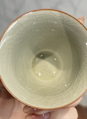 惊蛰 纯手绘粉荷冰裂开片直口斗笠杯手工陶瓷茶具单杯釉下彩茶杯