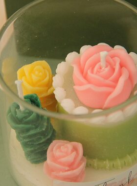 甄选玫瑰花玻璃杯香薰蜡烛香氛礼套装绿色简约复古感节日礼物生日