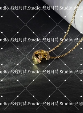 大牌同款C形项链把月光锁在颈间