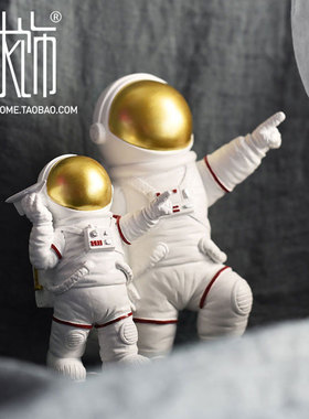 摘星星宇航员礼物太空人摆件亲子儿童房家居客厅电视柜桌面装饰品