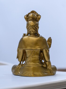 天冠弥勒菩萨佛像体摆件家用小巧茶宠纯黄铜像随身佛茶空间装饰品