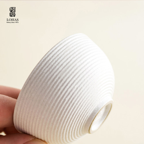 陆宝官方茶具旋纹旅行壶茶组一壶两杯黑白色茶礼德国红点设计奖 - 图3