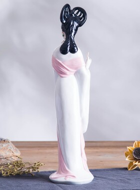 精品唐朝仕女人物摆件新中式古风美女陶瓷古典家居摆饰手工艺术品