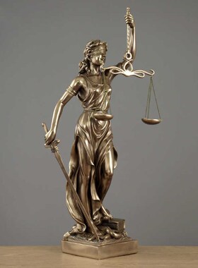 轻奢正义女神雕像摆件创意欧式司法天平律师事务所办公室桌面摆设