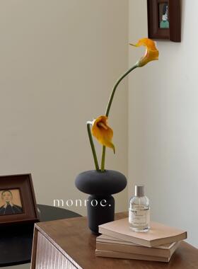 梦鹿工作室简约灰黑色磨砂手感陶瓷花器素雅桌面装饰水培插花摆件