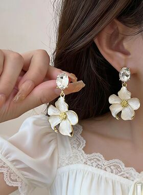 法式复古滴油镶钻花朵轻奢高级