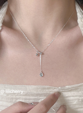 蓝色水滴流苏项链锆石吊坠锁骨链清冷感可抽拉颈链配饰女2024新款