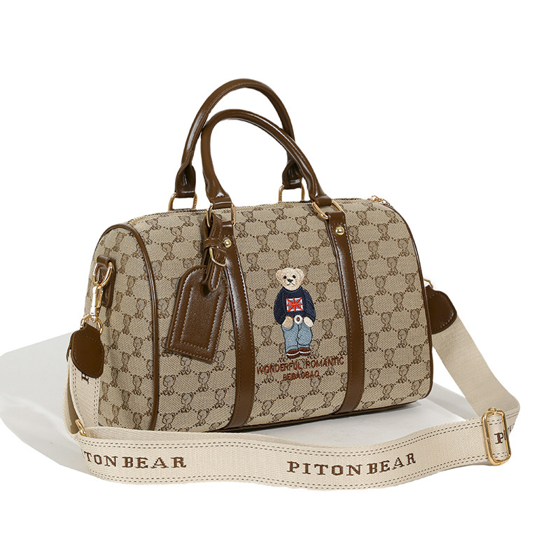 2026新款小熊刺绣帆布包波士顿枕头包大容量斜跨包撞色通勤手提包,淘宝优惠券,粉丝福利购,淘宝优惠卷