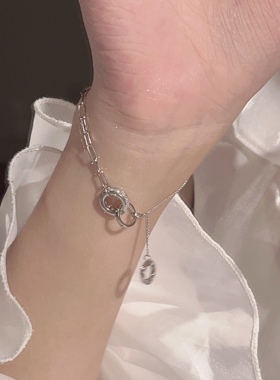 楚噢CHUO925银环环相扣手链女