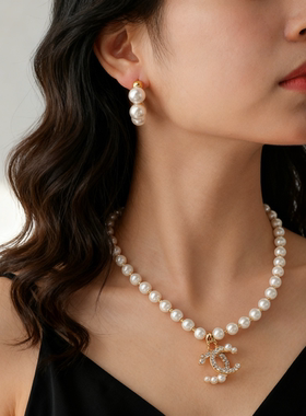 小众韩国法式双 C 珍珠项链锁骨链2025 年新款轻奢高级感项链女潮