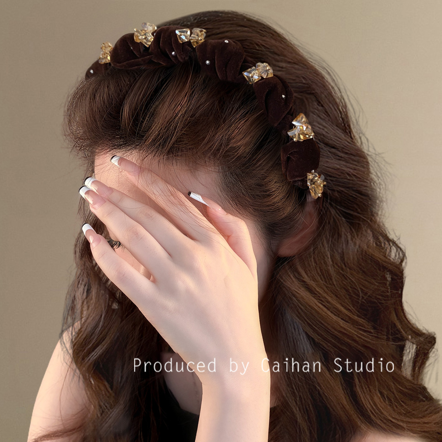 茶棕慕斯~复古丝绒仿水晶发箍高级感轻奢满天星带齿头箍旅行发卡,淘宝优惠券,粉丝福利购,淘宝优惠卷