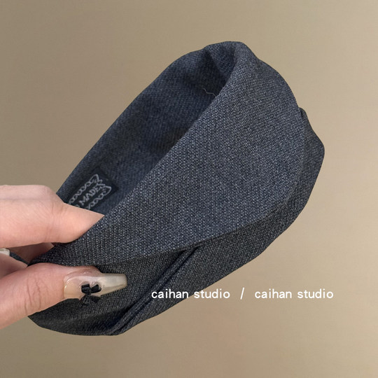 Whale gray~retro suede wide-brimmed headband